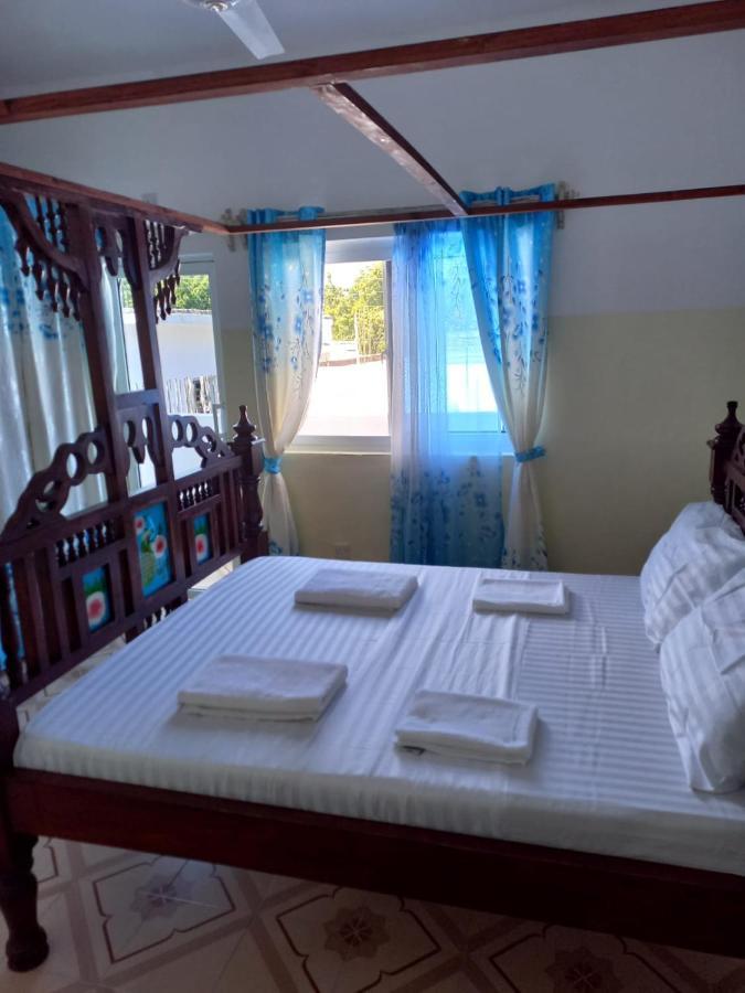 Rhino Apartment 瓦塔穆 外观 照片