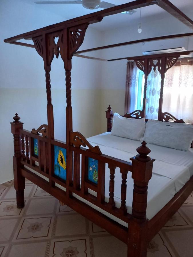 Rhino Apartment 瓦塔穆 外观 照片