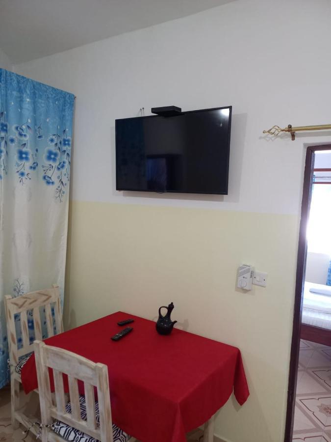 Rhino Apartment 瓦塔穆 外观 照片
